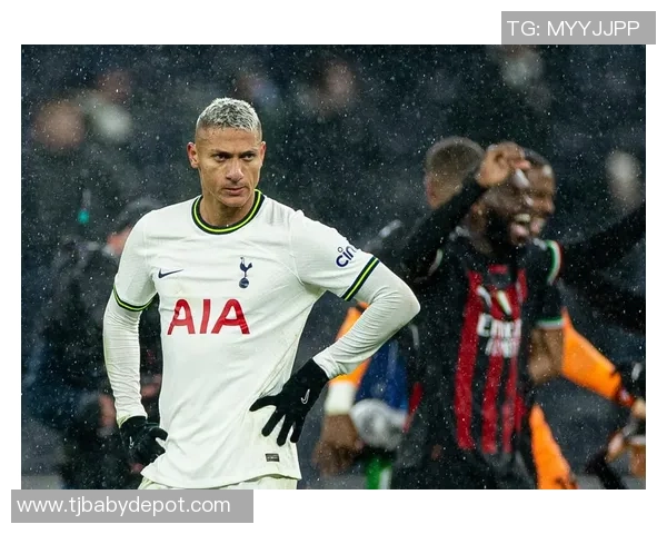 意甲精彩对决热刺与AC米兰战成平局帽子戏法点燃全场激情