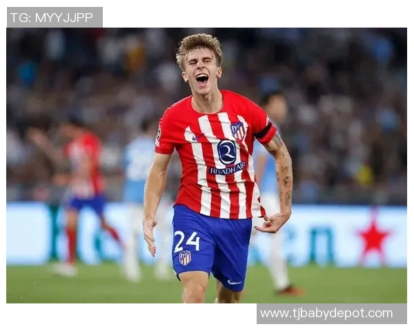 德甲激战巴萨惊险逆转曼城争议判罚引发全场热议