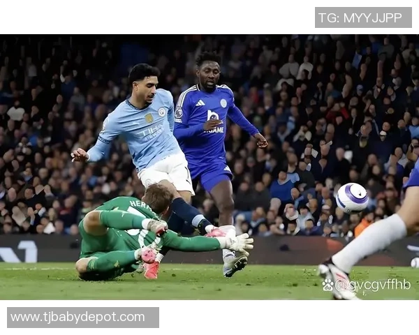 AC米兰大胜曼城4-0震撼全场十大精彩进球回顾引发热议